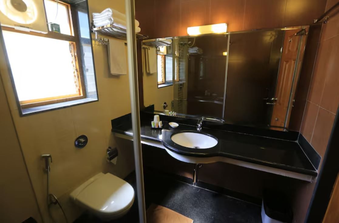 Western Valley Resorts Premium Executive Room 3