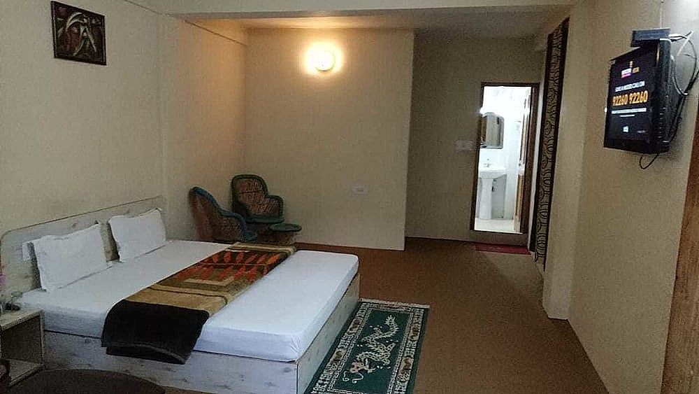 undefined Riverside Guest House 6