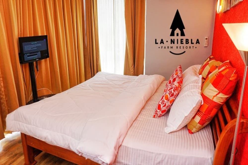 La Niebla Farm Resort Suite, Mountain View