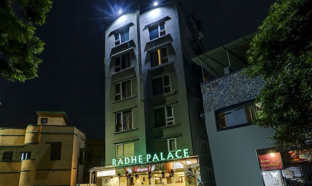 undefined Treebo Radhe Palace, Lake Town 6