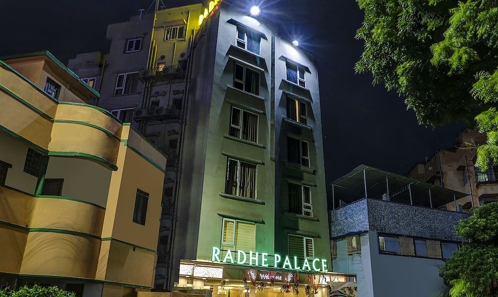 undefined Treebo Radhe Palace, Lake Town 9