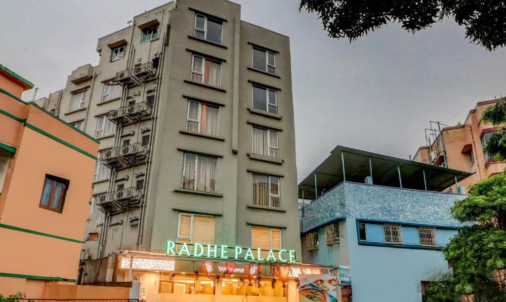 undefined Treebo Radhe Palace, Lake Town 10