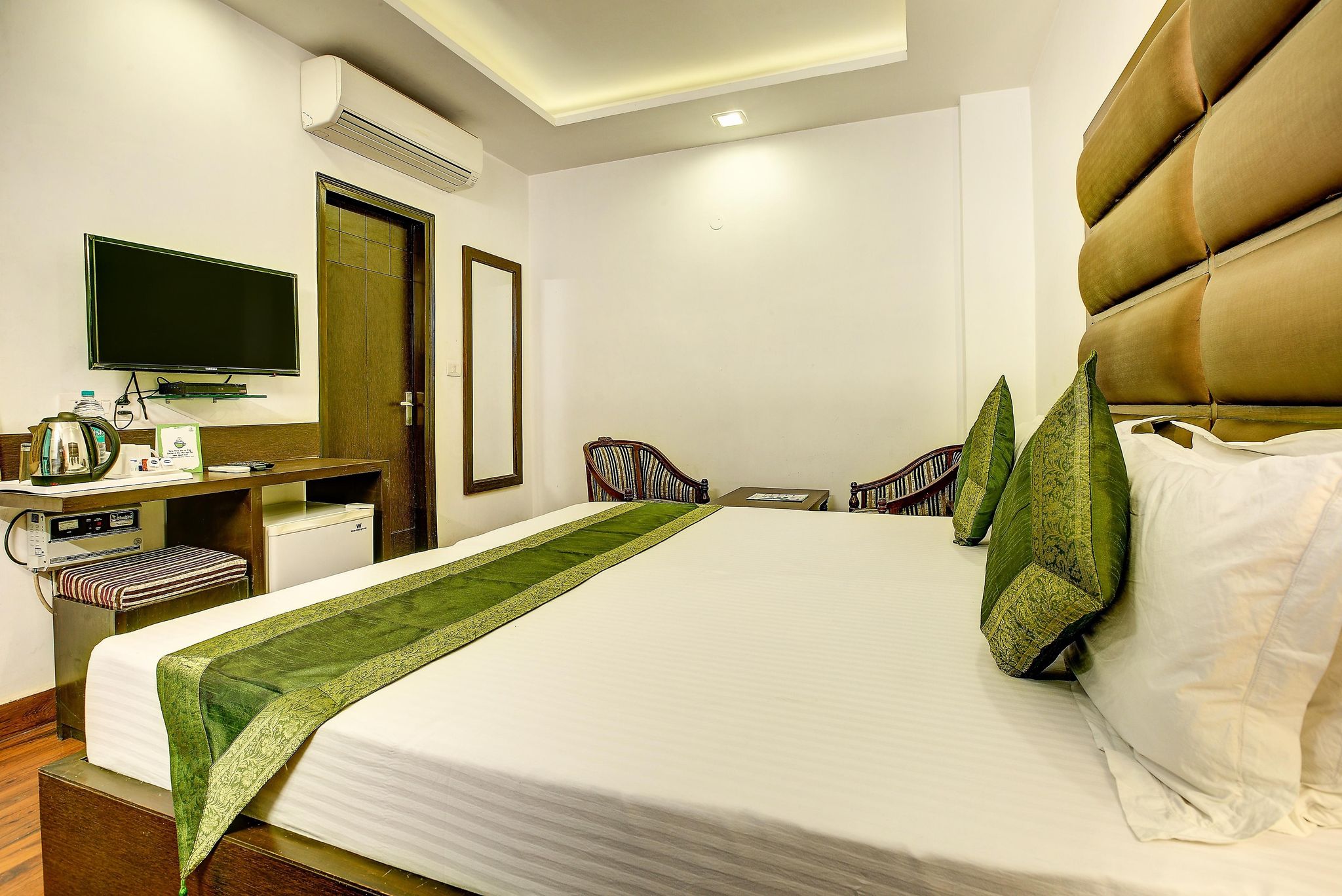 Treebo C T International Standard Double Room 13