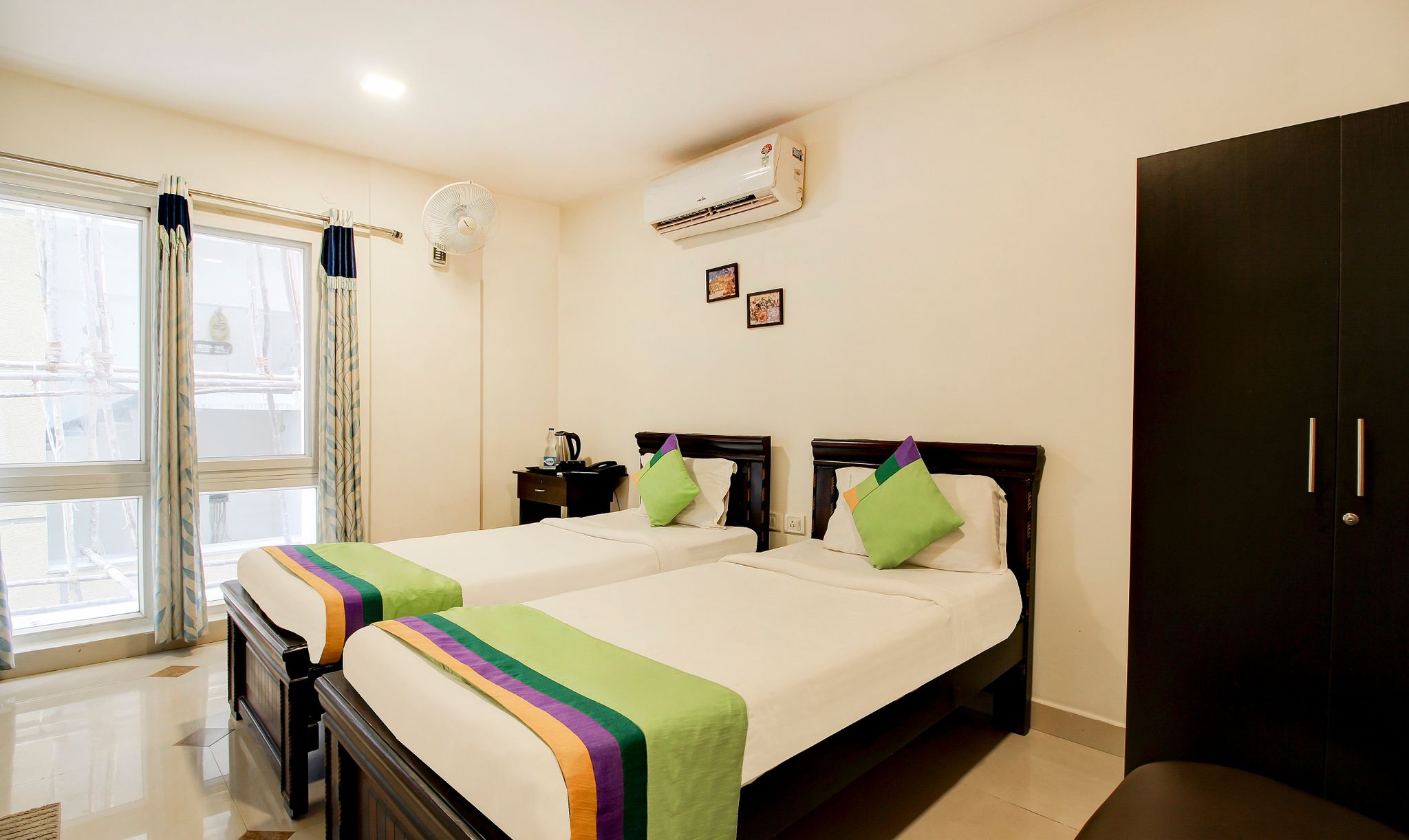 Treebo Srico ,Banjara Hills Standard Double Room 7