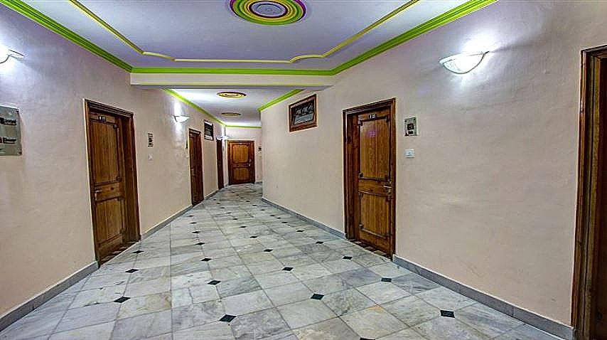 Hotel Rosewood - Near Mall Road