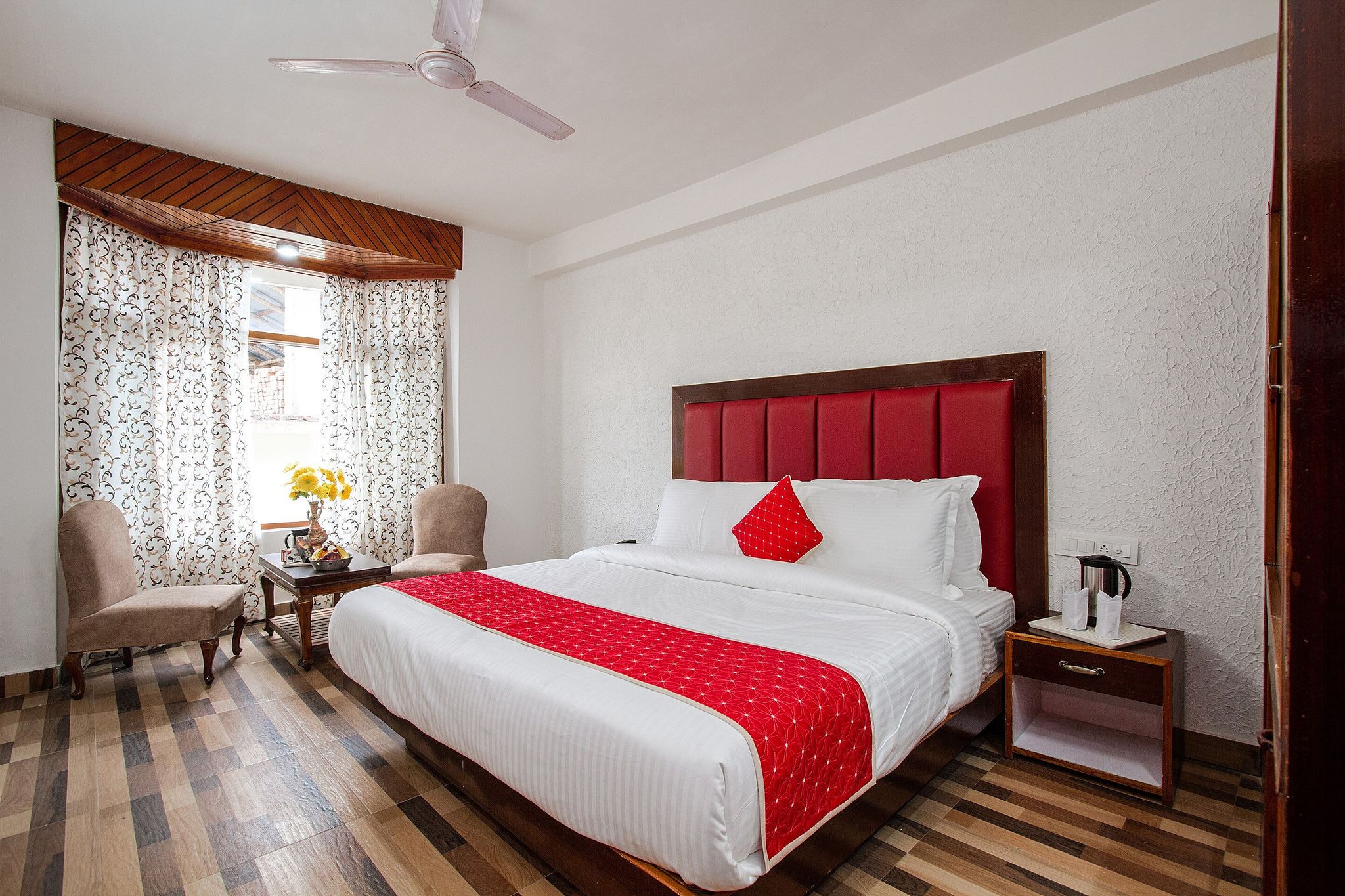Hotel Rosewood - Near Mall Road