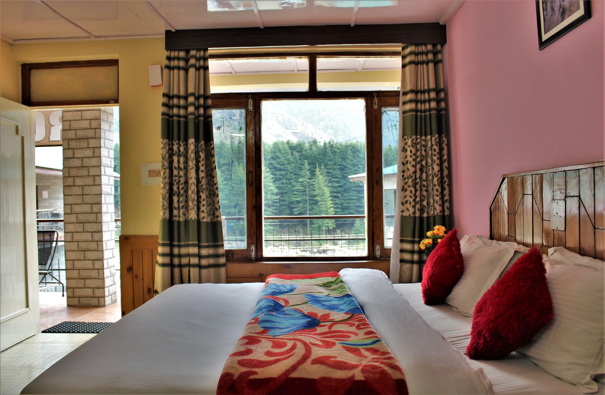 Hotel New Royal & Restaurant Standard Room. 2