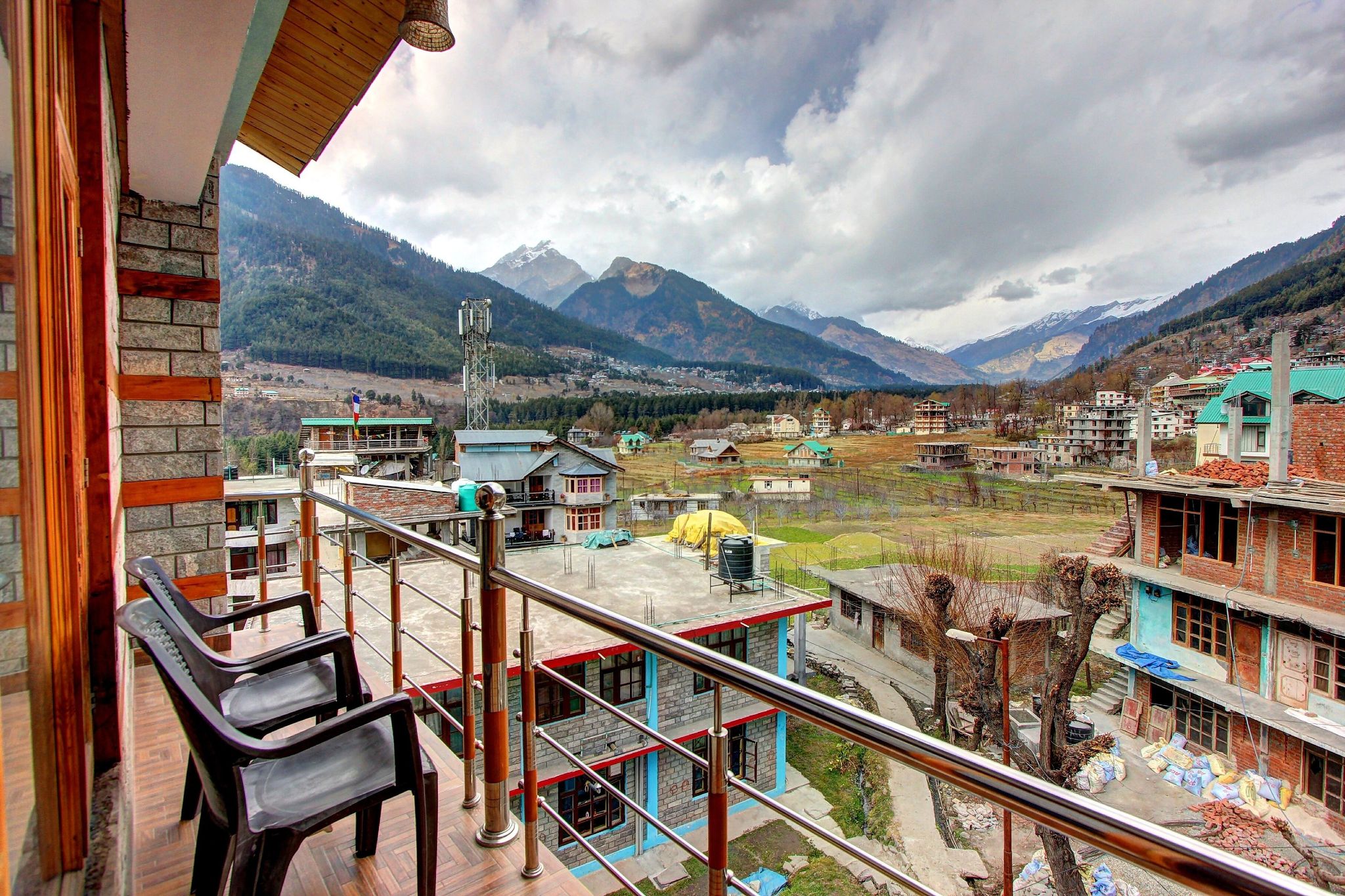 Snow Country Manali