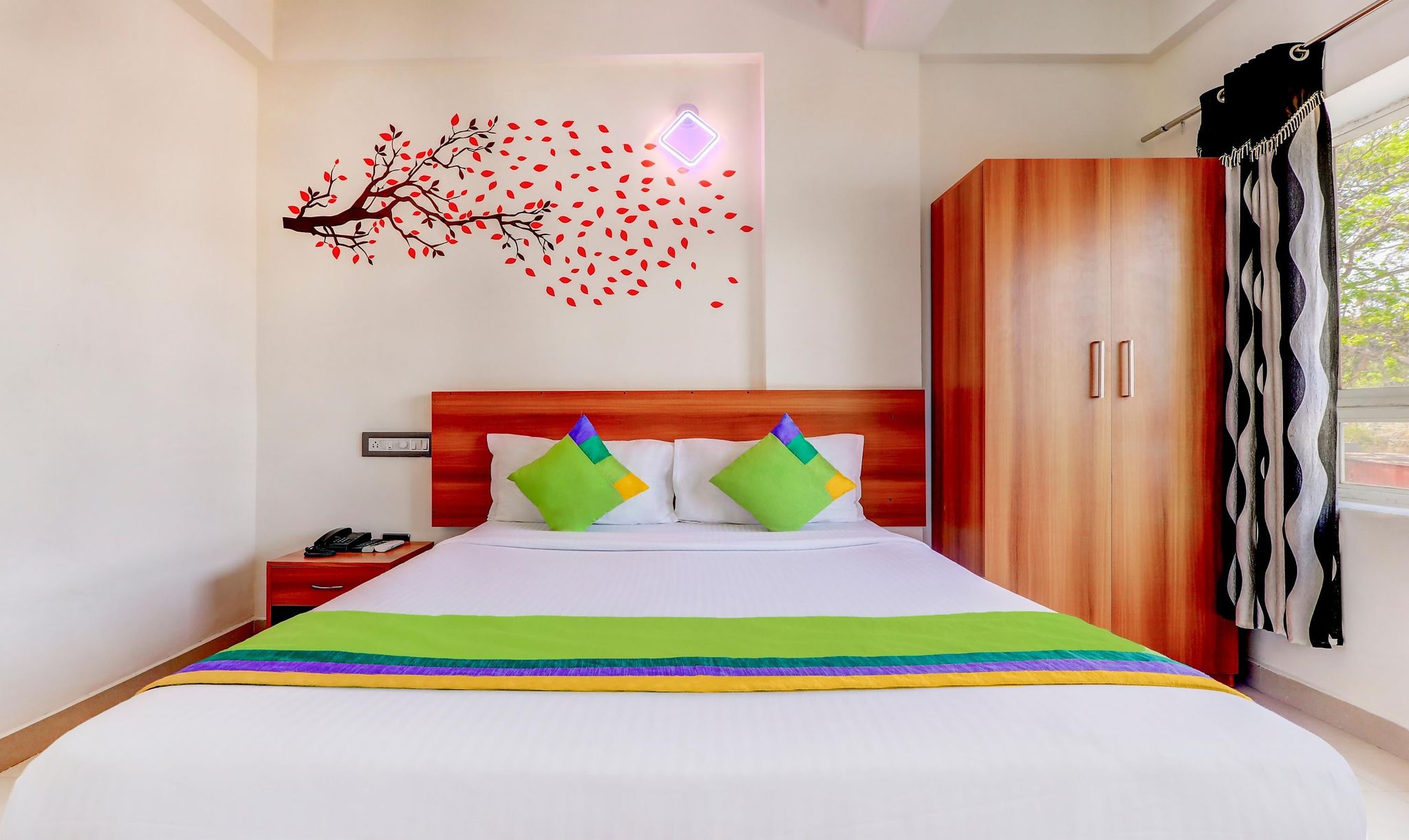 Treebo Atithi Comforts, 1 Km From Nisargadhama Forest Standard Double Room 5