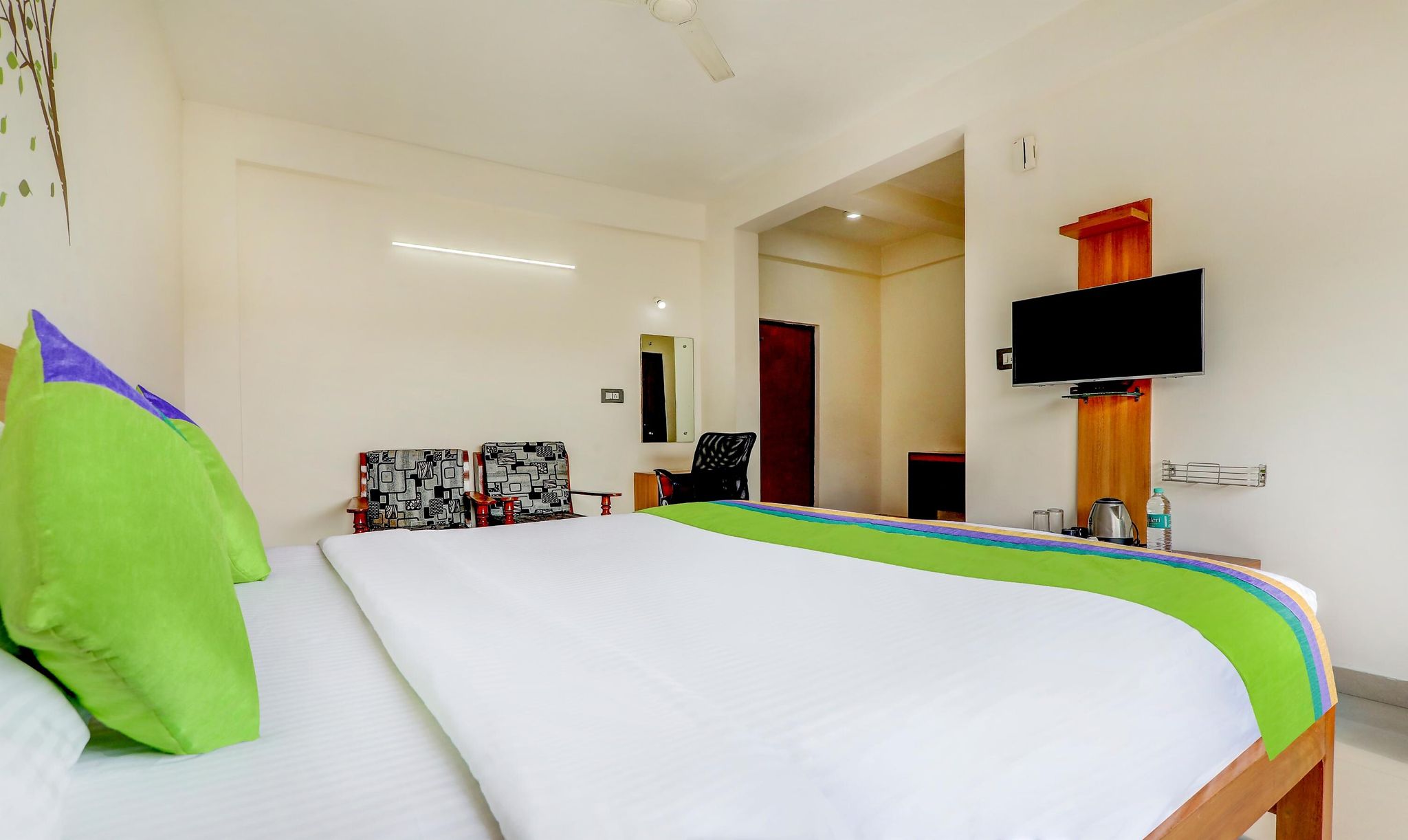 Treebo Atithi Comforts, 1 Km From Nisargadhama Forest Standard Double Room 11