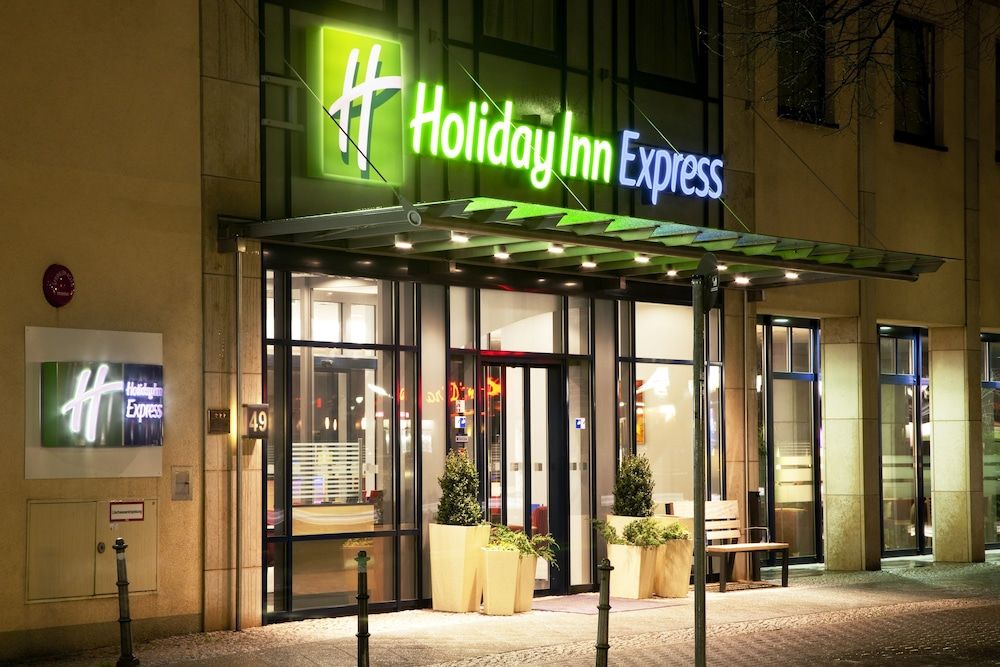 undefined Holiday Inn Express Berlin City Centre by IHG 3