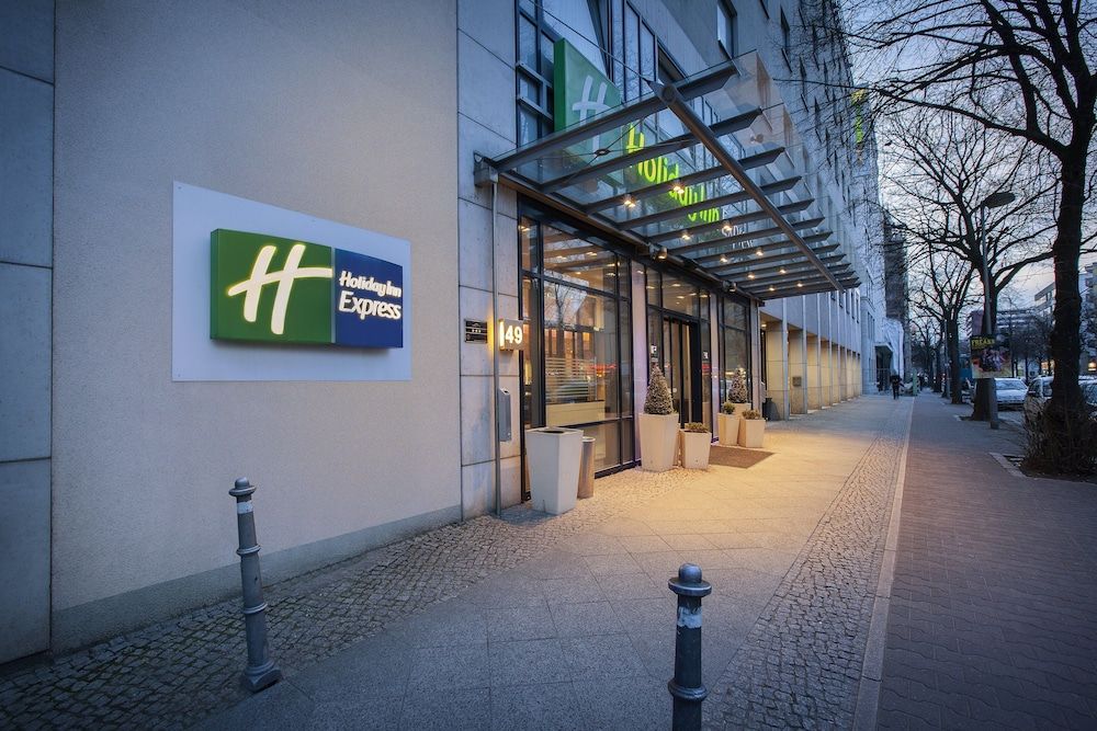 undefined Holiday Inn Express Berlin City Centre by IHG 5