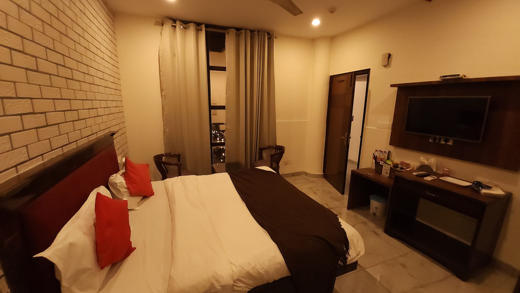 Economy Deluxe Room