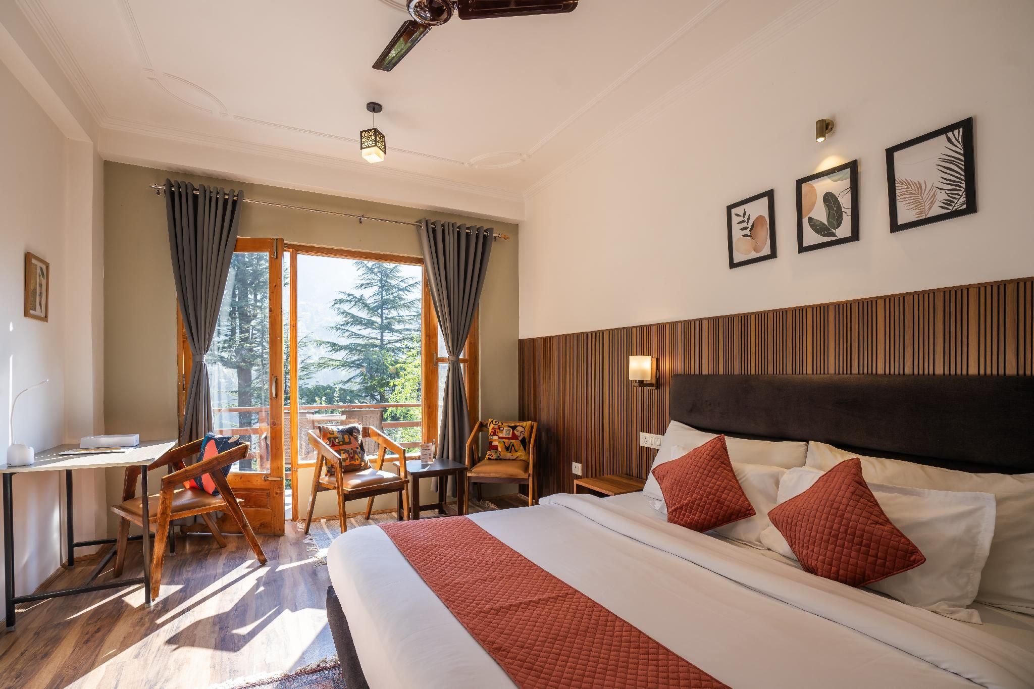 ALt Life - Manali River View Deluxe Balcony