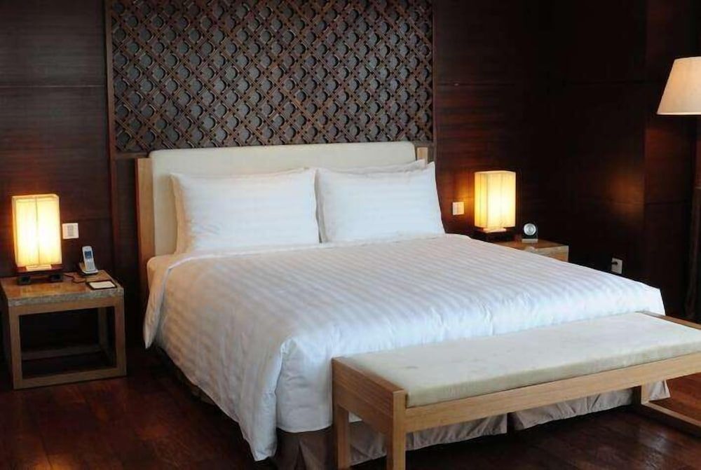 undefined Howard Johnson Huaihai Hotel Shanghai 2