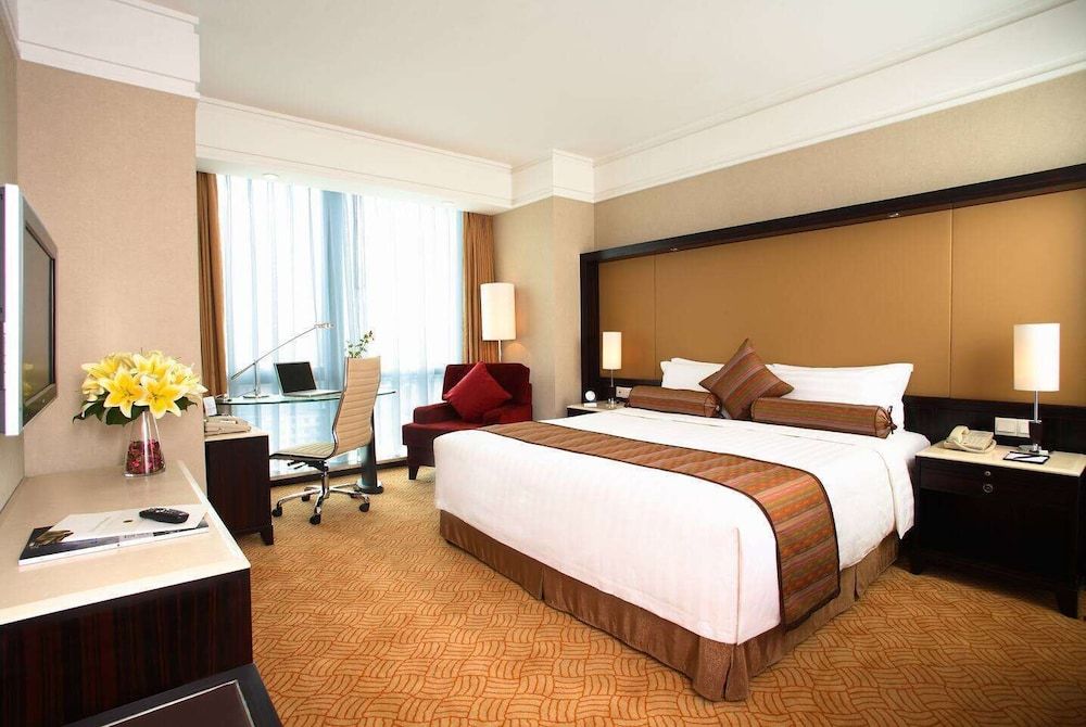 undefined Howard Johnson Huaihai Hotel Shanghai 4