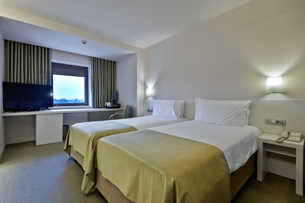 undefined Ramada Plaza by Wyndham Bucharest Convention Center 10