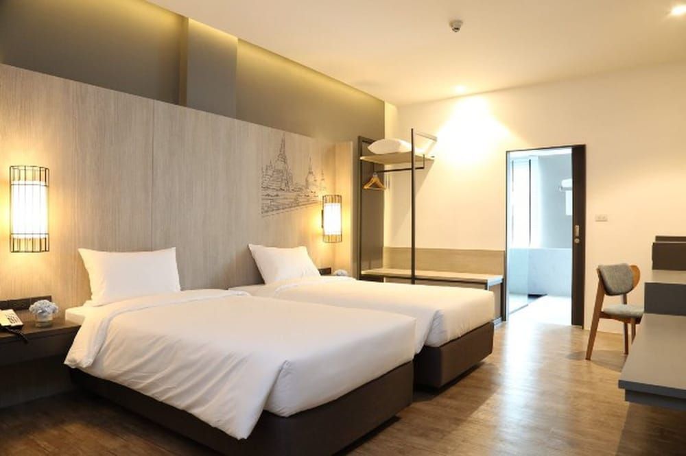 Miracle Suvarnabhumi Airport Deluxe Room 6