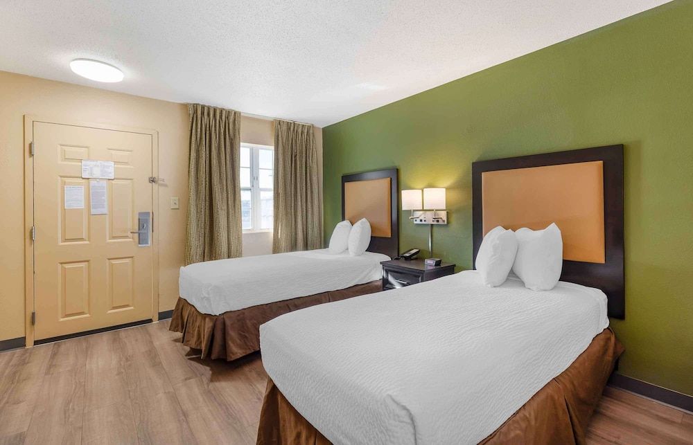 Extended Stay America Select Suites - St. Louis - Westport - E Lackland Rd