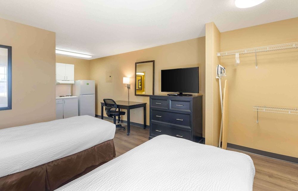 Extended Stay America Select Suites - St. Louis - Westport - E Lackland Rd Studio, 2 Twin Beds, Non Smoking 2