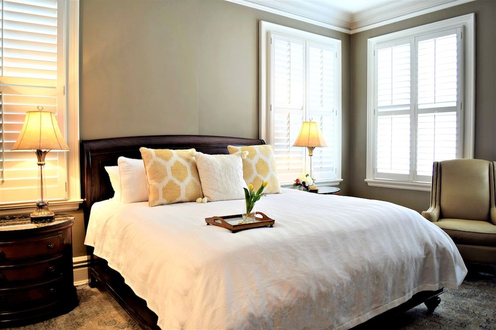 Suite, 1 King Bed, Non Smoking