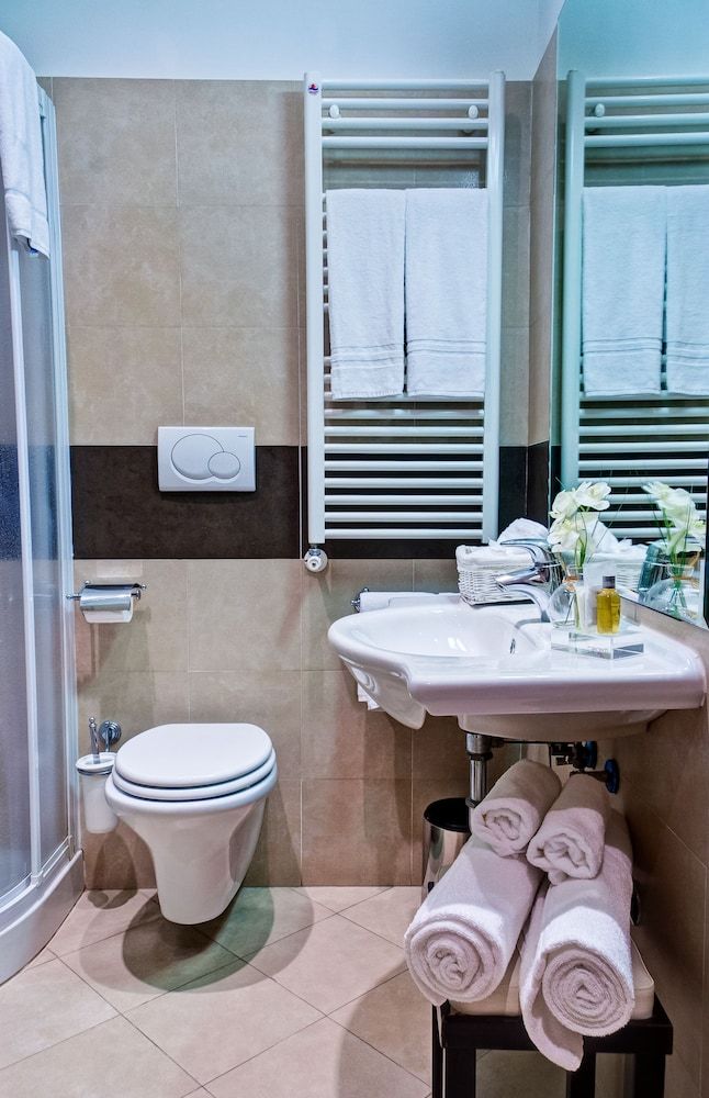 Crosti Hotel Classic Double or Twin Room 10