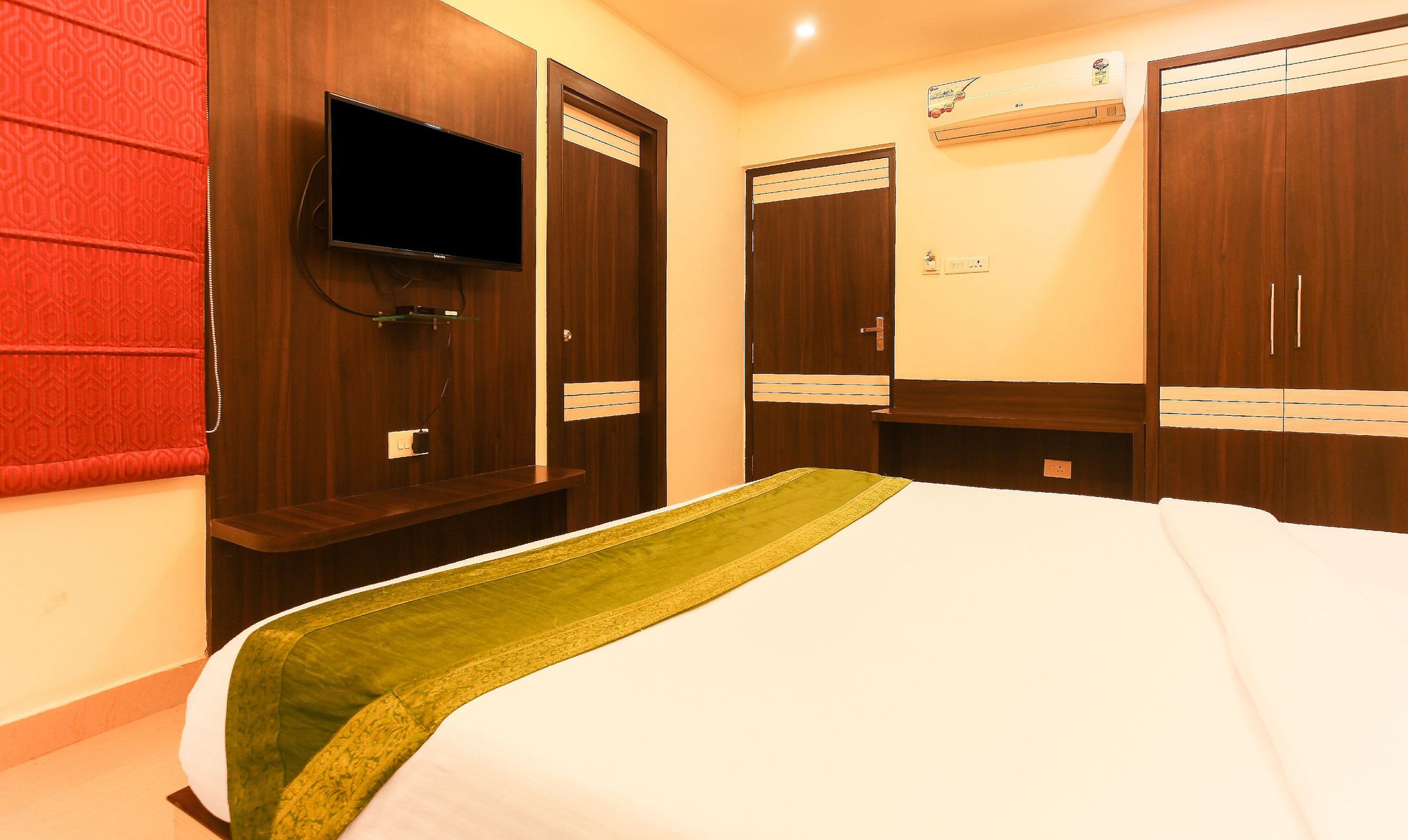 Hotel Janki International Standard Room 3