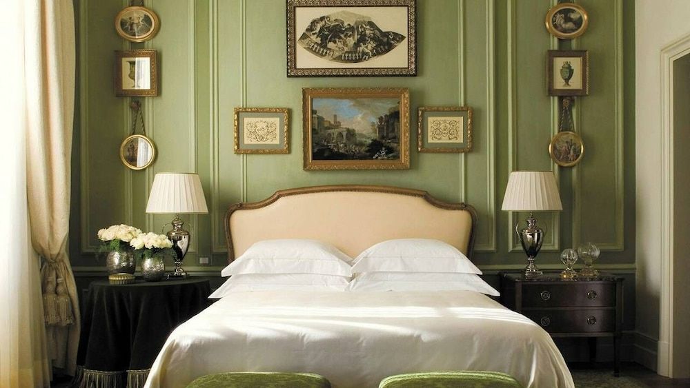 Four Seasons Hotel Firenze Superior Room, 1 King Bed (Courtyard or Street View) 5