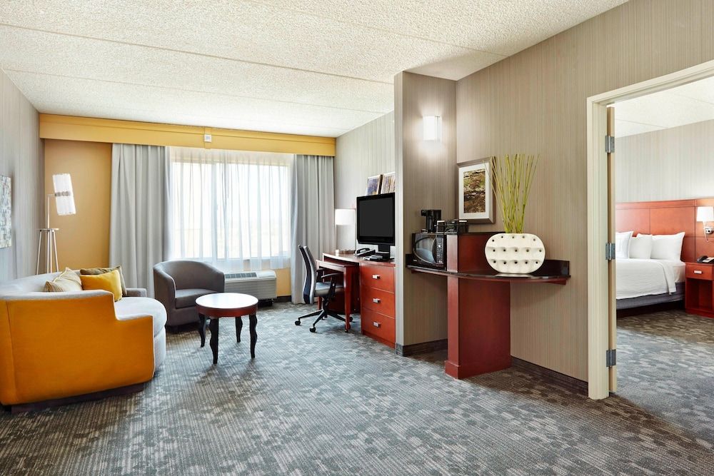 undefined Courtyard by Marriott Phoenix North/Happy Valley 2