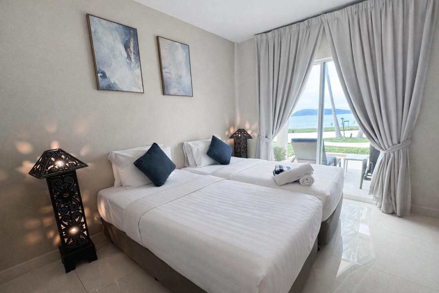 Family Beach Suite