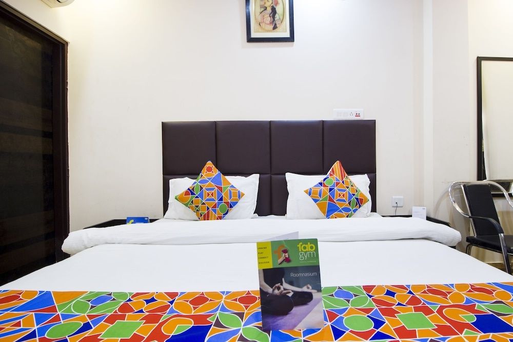 undefined FabHotel Deepak Residency 9