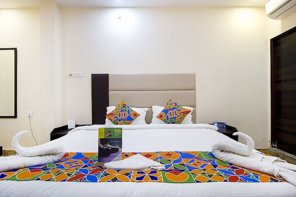 undefined FabHotel Deepak Residency 6