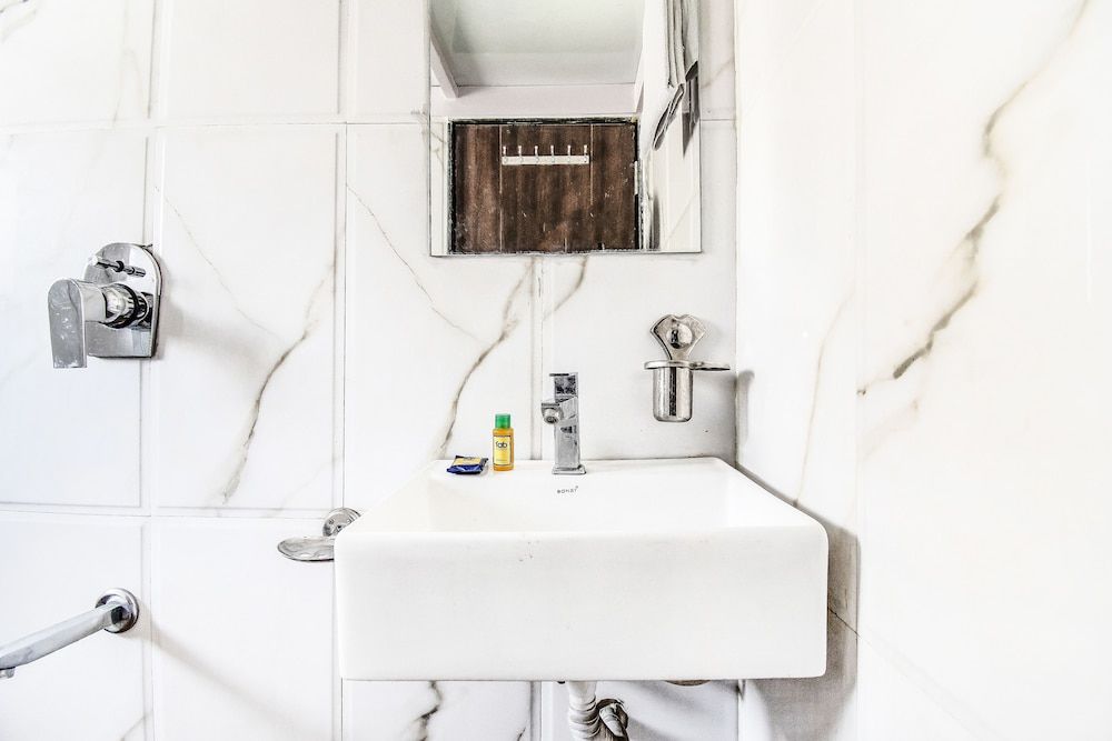 FabHotel Sahara Inn Deluxe Room 7