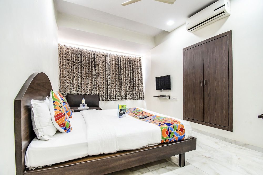 undefined FabHotel Sahara Inn 10