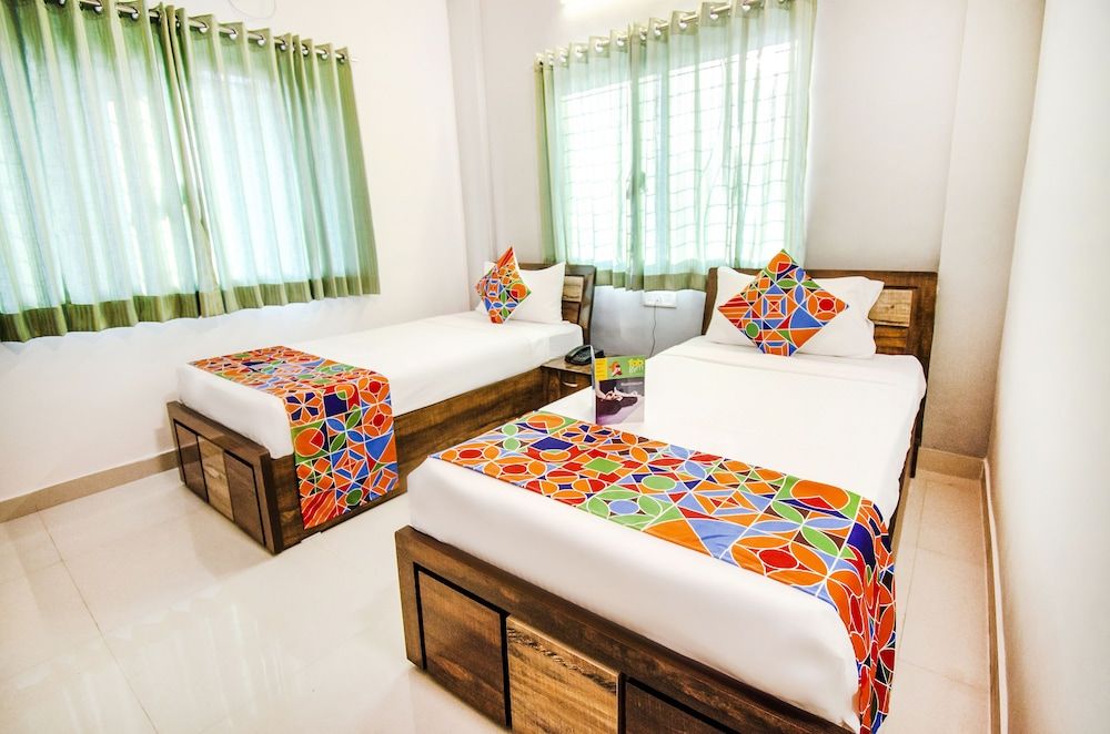 FabExpress DDPK Deluxe Room, 1 Double Bed, Non Smoking 4