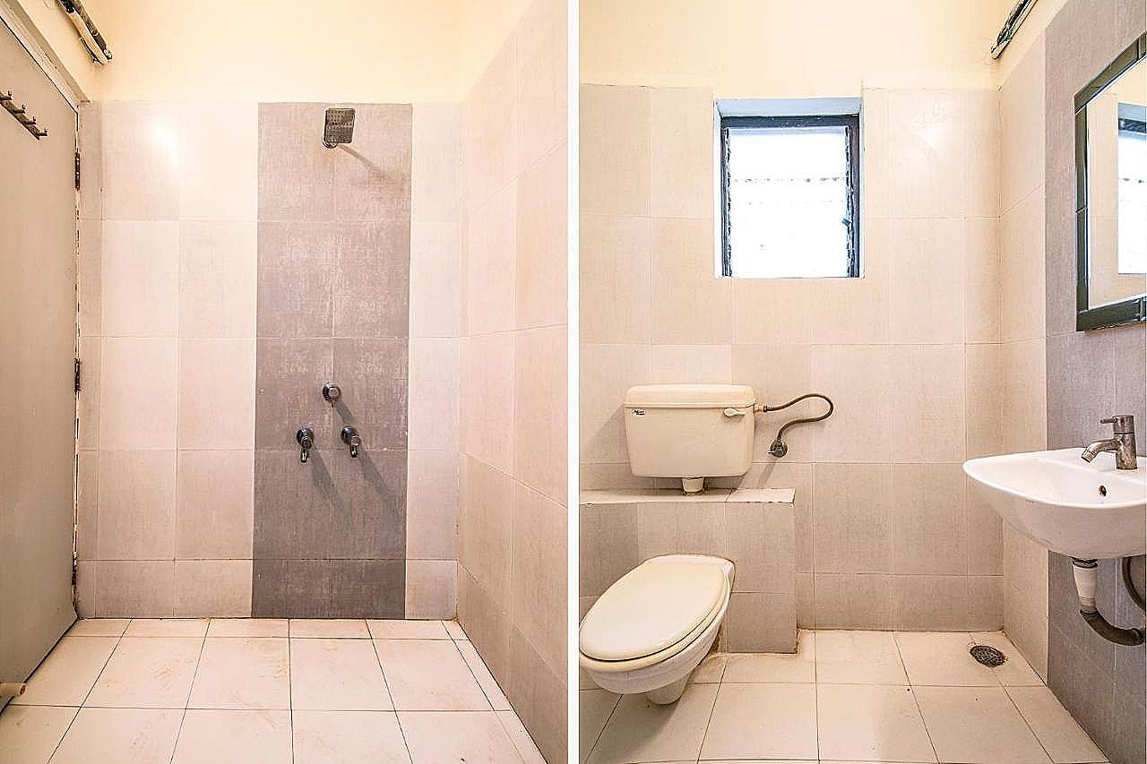 FabHotel Kumar Family Room 3