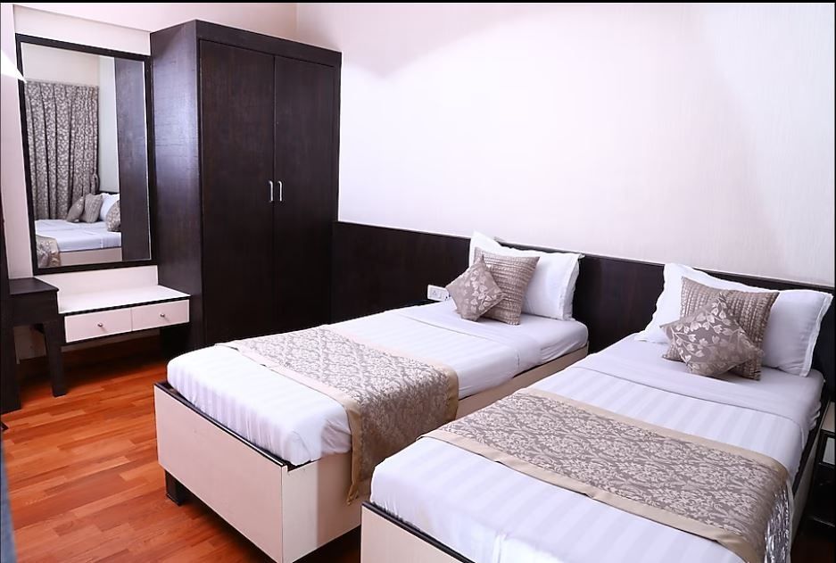 Bharat Avenue Deluxe AC Room 3