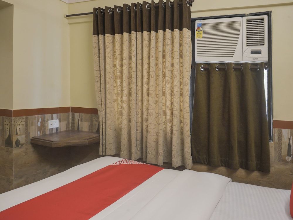 undefined OYO 18615 Jaya Mahal 9