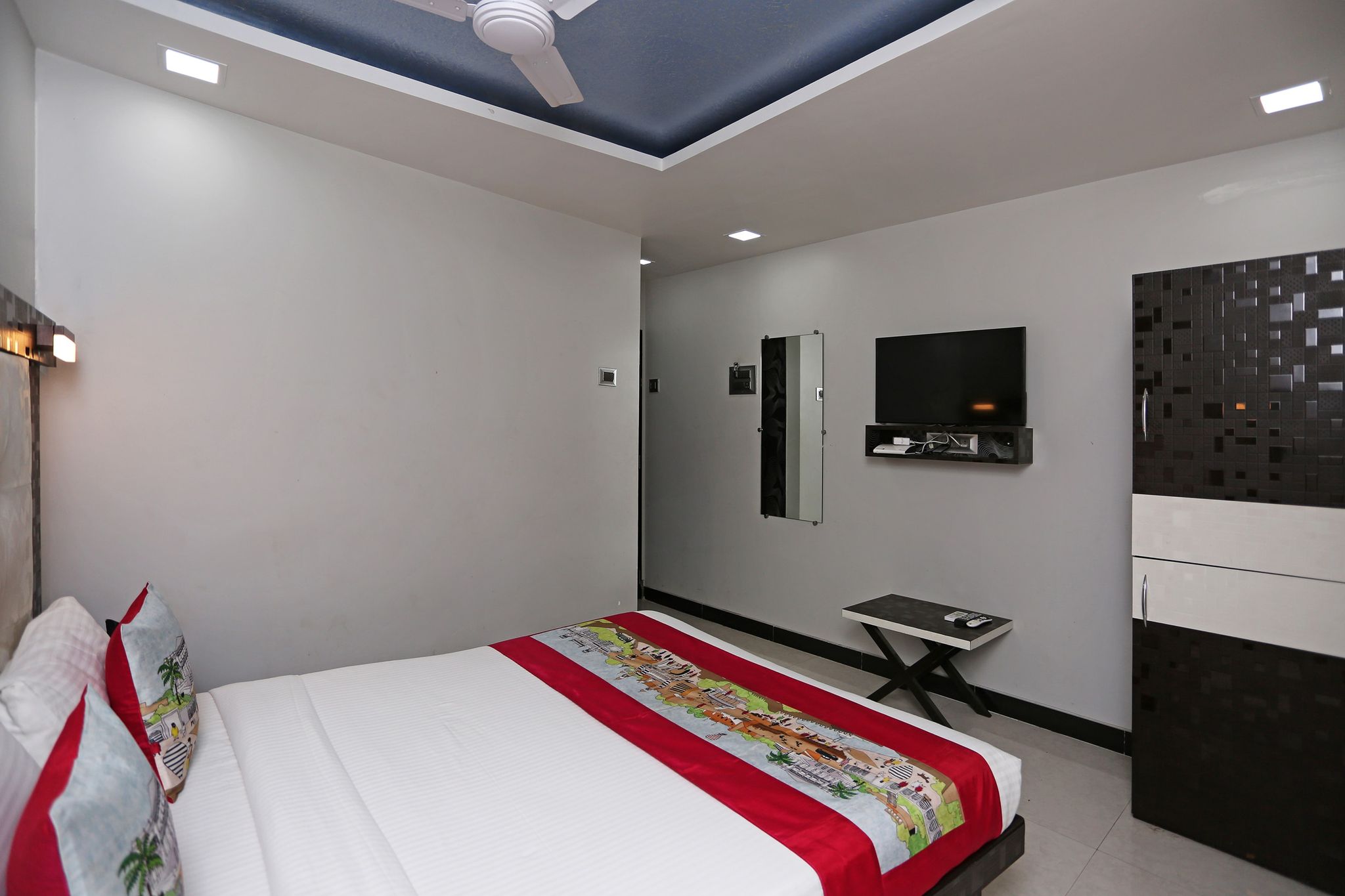 Super Collection O Asalpha near International Airport Classic Room 7