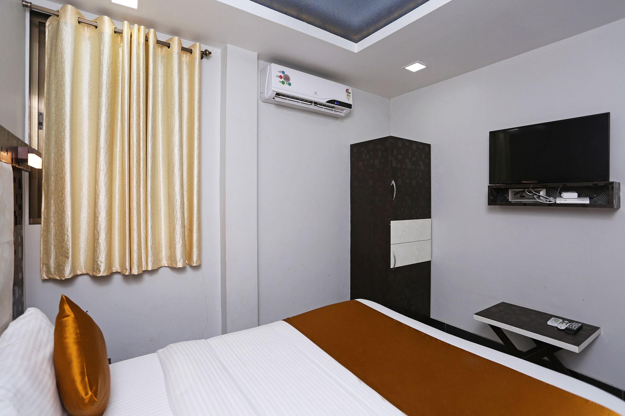 Super Collection O Asalpha near International Airport Classic Room 2