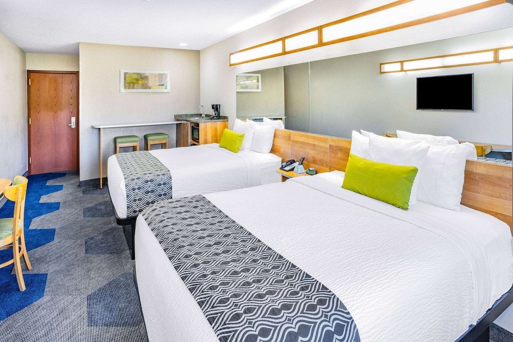 Studio Suite, 2 Queen Beds, Non Smoking