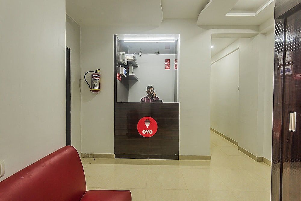 undefined Hotel O Palace Inn Near Don Bosco (Borivali) Metro Station 2