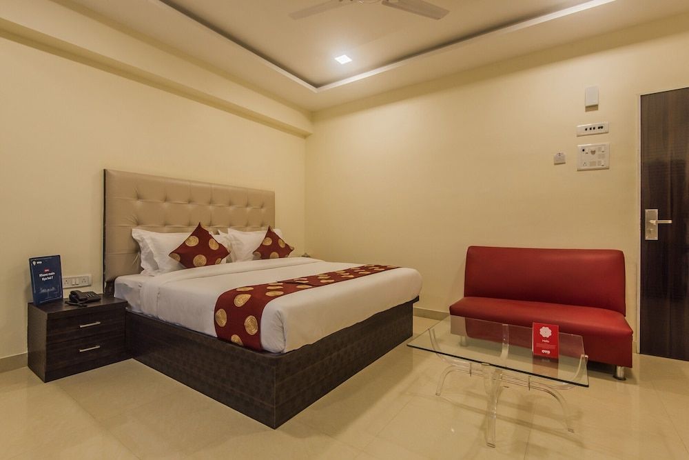 undefined Hotel O Palace Inn Near Don Bosco (Borivali) Metro Station 9