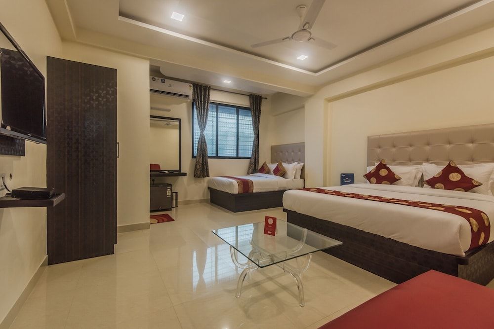 undefined Hotel O Palace Inn Near Don Bosco (Borivali) Metro Station 4