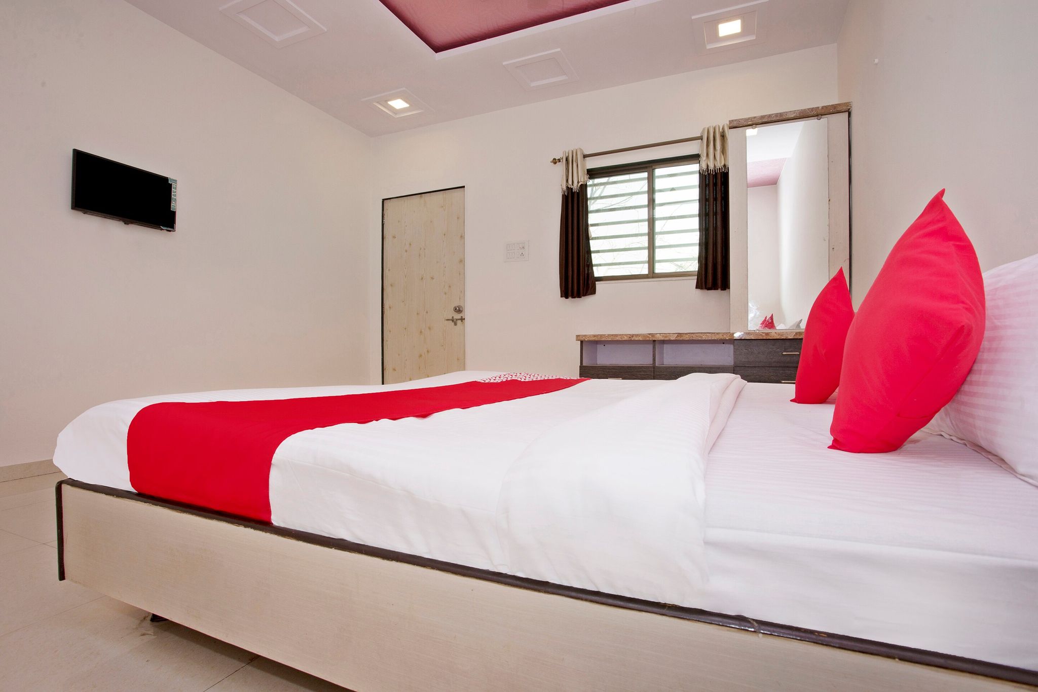 OYO 28363 Hotel Sai Icon Residency Classic 5