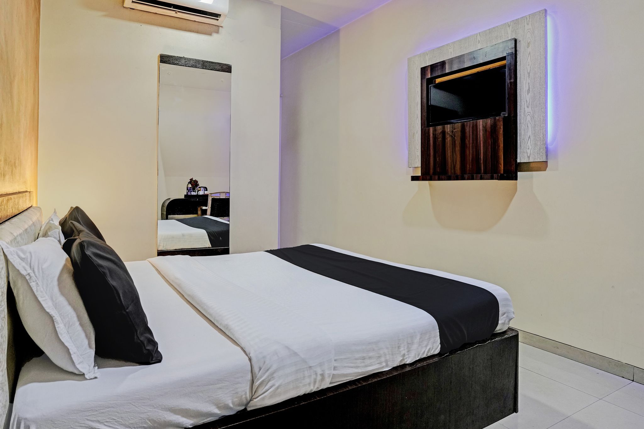 Hotel O Lotus Residency Near Anand Nagar Metro Station Classic Room 10