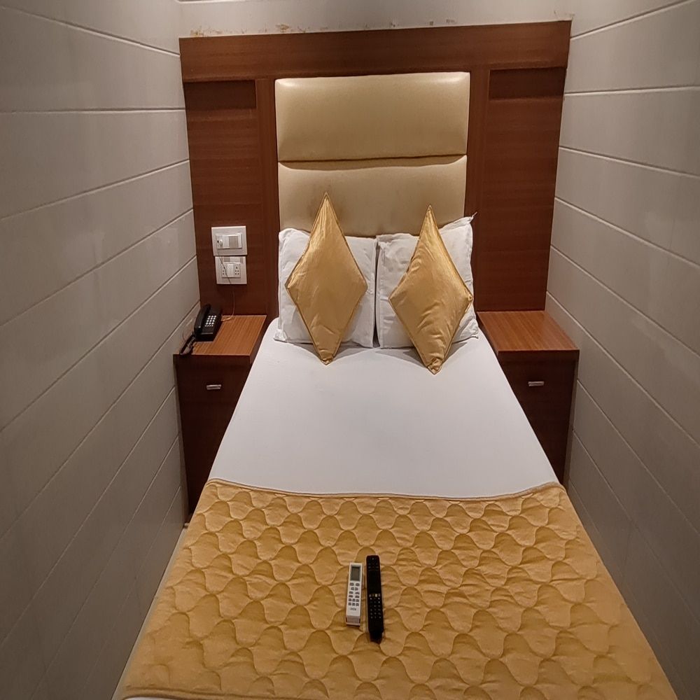 Hotel Sai Suites- Near Dadar Railway Station