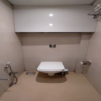 Hotel Sai Suites- Near Dadar Railway Station