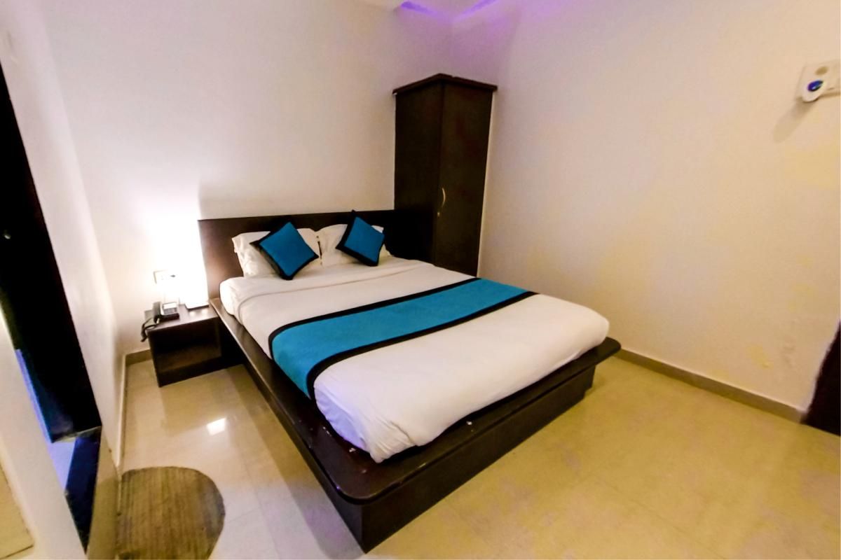 Farmhouse Residency Vasai Standard Double Room 7