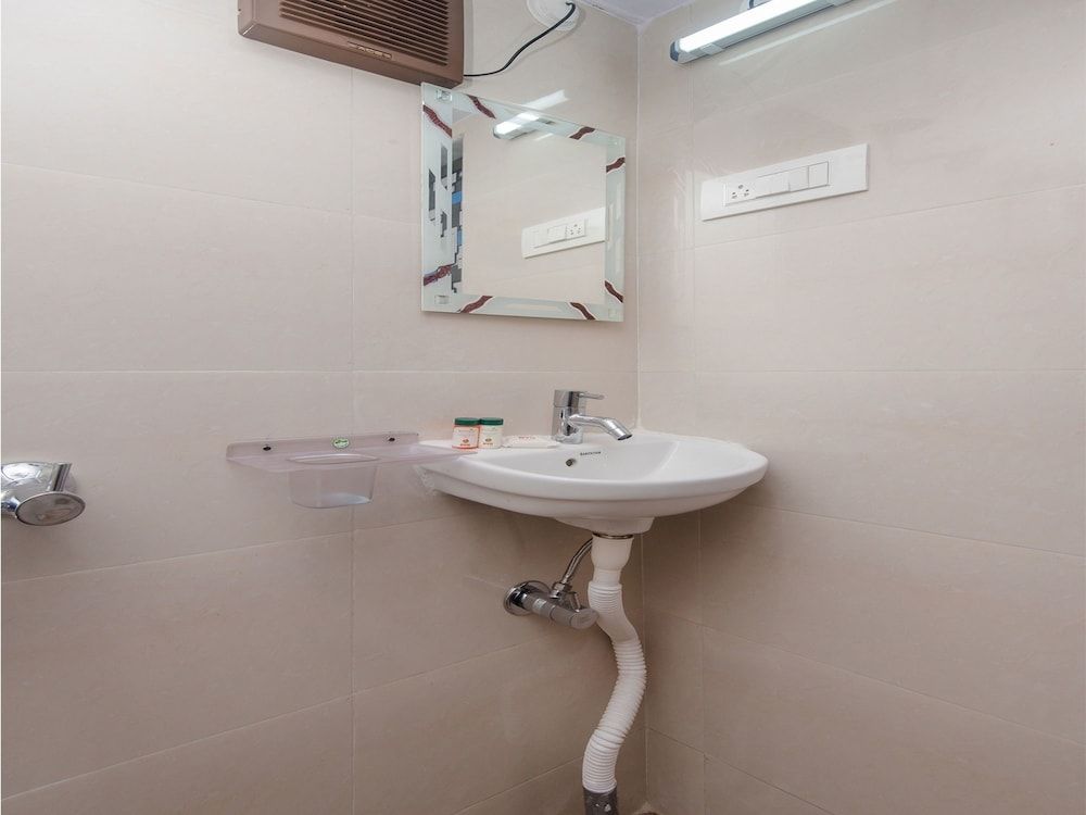 OYO 13601 Madam Re Hospitality Bhandup Double or Twin Room 19